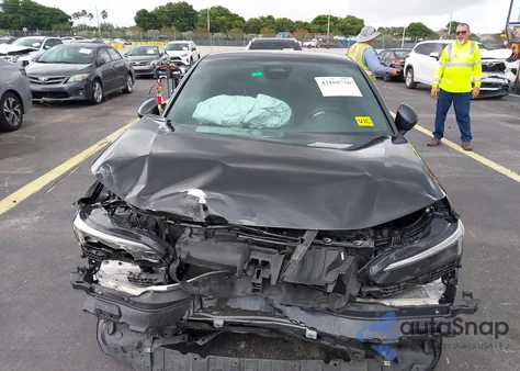 2024 Honda Civic Sport z USA, uszkodzony, nr VIN 2HGFE2F50RH592147